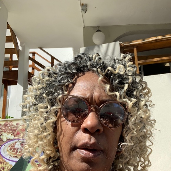 Profile Picture of Cheryl Higgins (@cherylhiggin232) on Poshmark