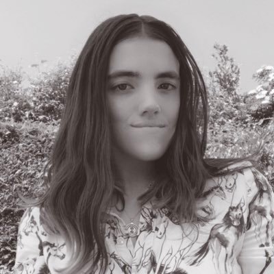 Profile Picture of Fay Humphrey (@fayelizarose) on Twitter