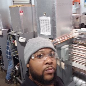 Profile Picture of Alonzo Hodge (@hodge_alonzo) on Twitter