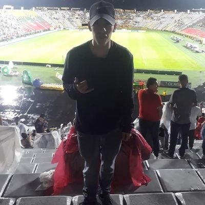 Profile Picture of Andres Pelaez (@AndresP1912) on Twitter