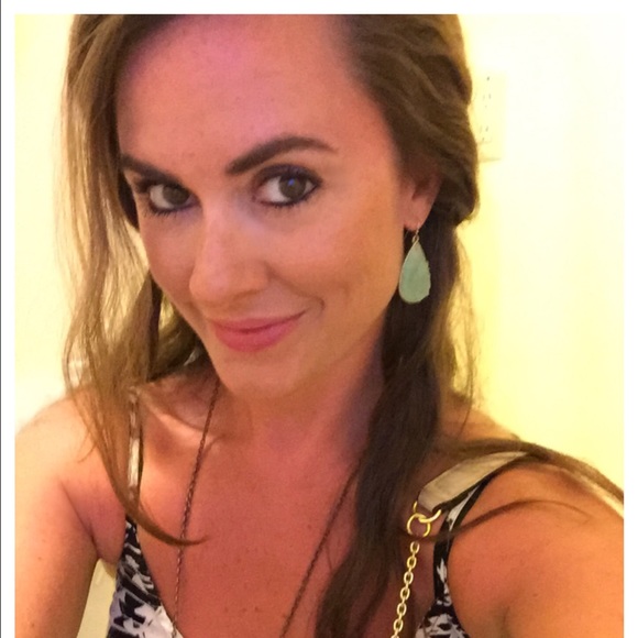 Profile Picture of Natalie Bernens (@haysnc) on Poshmark