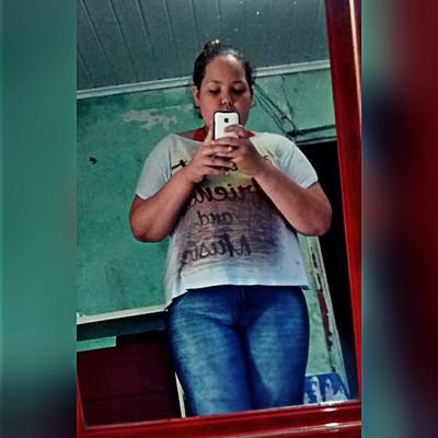 Profile Picture of Nathália E. Fonseca (@nathaliaafonsec) on Twitter