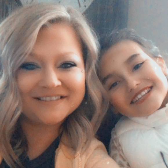 Profile Picture of Schuyler Racek (@sracek) on Poshmark