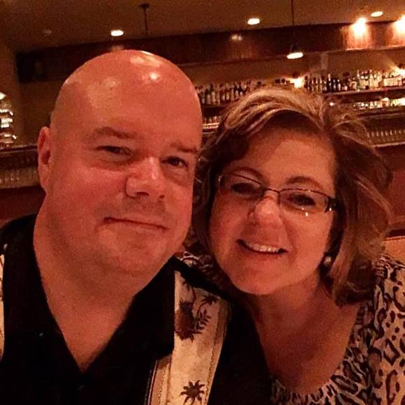 Profile Picture of Mike Swain (@mikeswain) on Poshmark