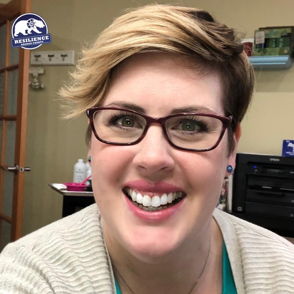 Profile Picture of Andrea Hansen (@hansen428) on Poshmark