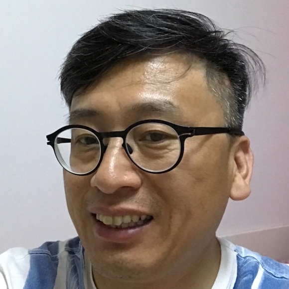 Profile Picture of Ning Zhang (@yahoo25) on Poshmark