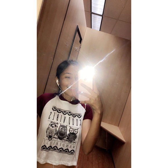 Profile Picture of Adriana Onate (@adrianaonate717) on Poshmark