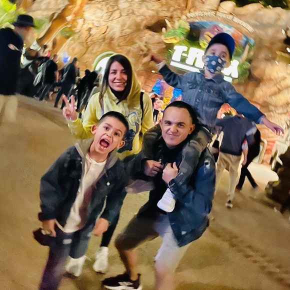 Fabián Segura - Poshmark Profile Picture of Fabián Segura (@fabian_segura) on Poshmark