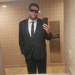 Profile Picture of Benton Blake (@benton.blake) on Facebook