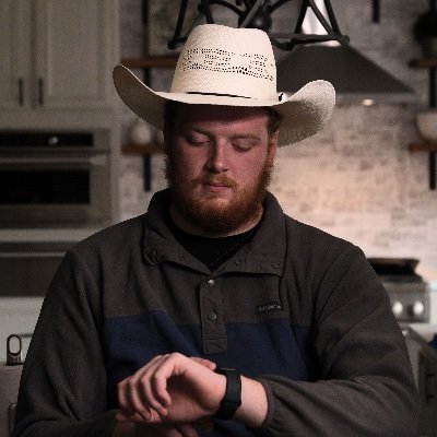 Profile Picture of Collin Tate (@cwtate2001) on Twitter