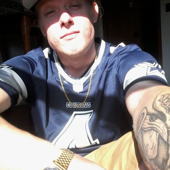 Profile Picture of Joshua Lennon (@joshual3lennon) on Poshmark