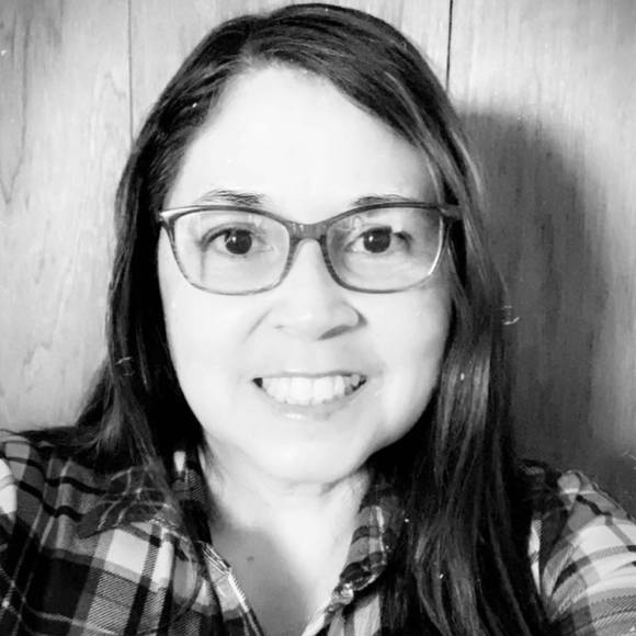 Profile Picture of Andrea Torrez (@zaeden) on Poshmark