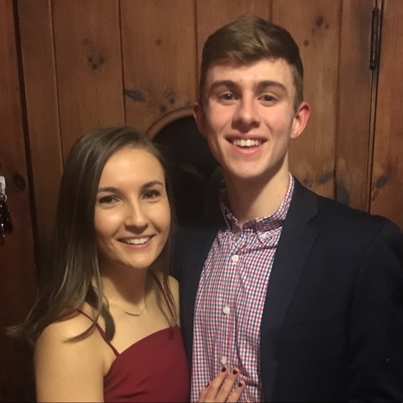 Profile Picture of Liza Makarova (@lsmakarova) on Poshmark