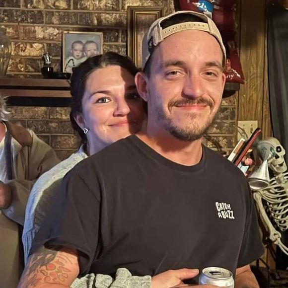 Profile Picture of Dustin Jones (@dustinjones9019) on Poshmark