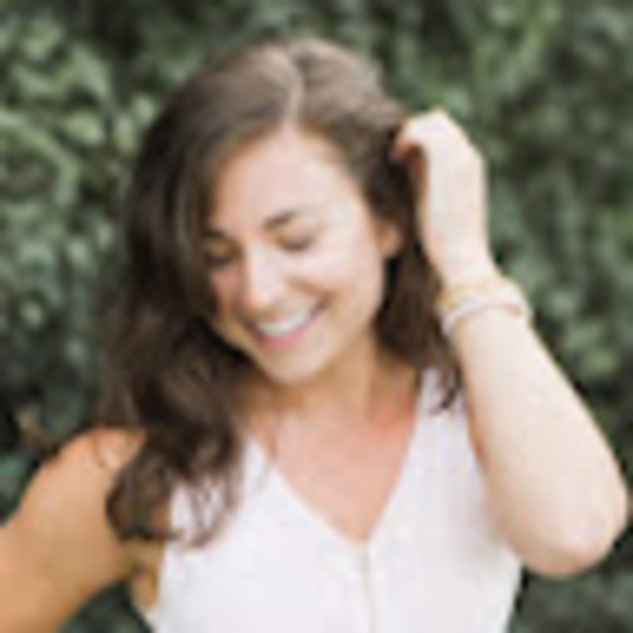 Profile Picture of Danielle Havens (@daniellehavens4) on Poshmark