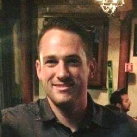 Profile Picture of Todd Janisch (@ddotrick) on Poshmark