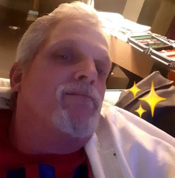 Profile Picture of Jeffrey Carpenter (@jeffreycarpe859) on Poshmark