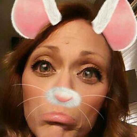 Profile Picture of Crystal Kealoha (@luvmybbs4ever) on Poshmark