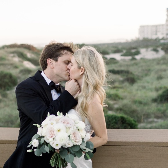 Profile Picture of Emily Weihsmann (@rtr12345) on Poshmark