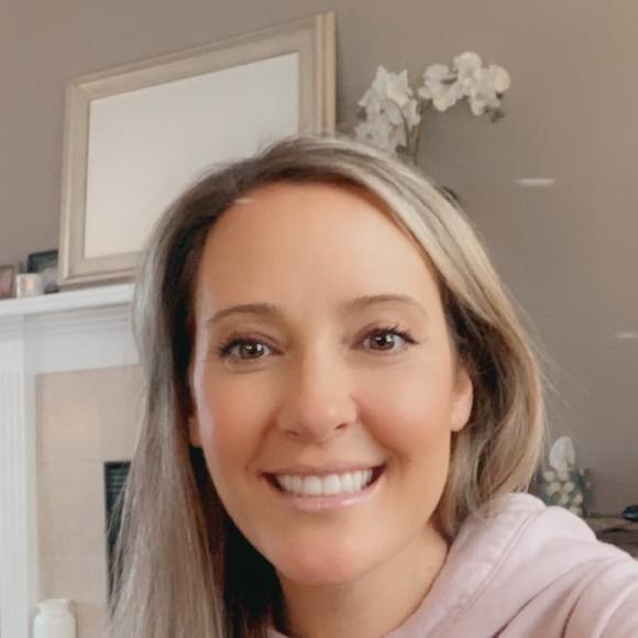 Profile Picture of Jennifer Ortez loridon (@jloridon76) on Poshmark