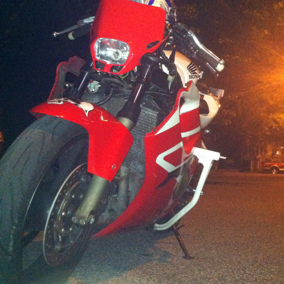 Profile Picture of Albert Flores (@albert637) on Poshmark