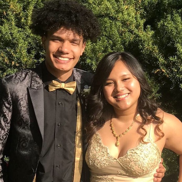 Profile Picture of Gurina Phanthadeth (@gurinap) on Poshmark