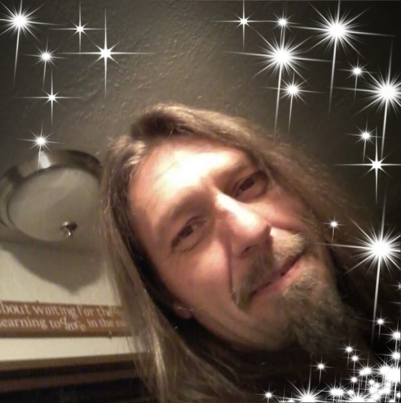 Profile Picture of Eric Rowsell (@ericrowsell) on Poshmark