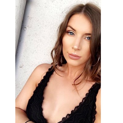 Profile Picture of Vicky Fisher (@vicccky_x) on Twitter