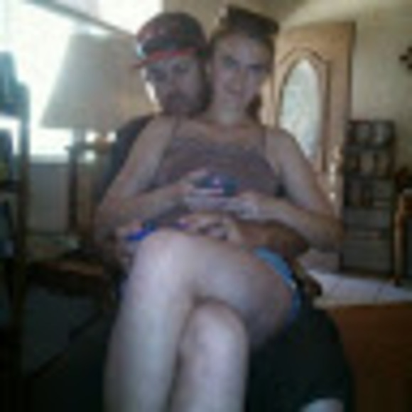Profile Picture of Katelynne Steele (@katelynnesteele) on Poshmark