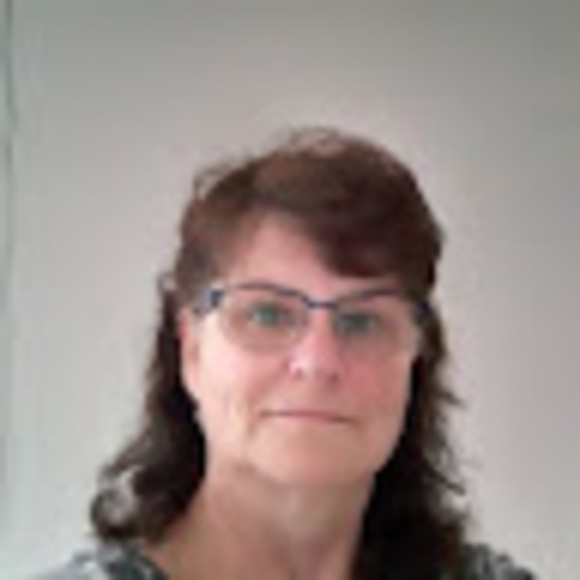 Profile Picture of Doris Tullar (@dorismtullar) on Poshmark