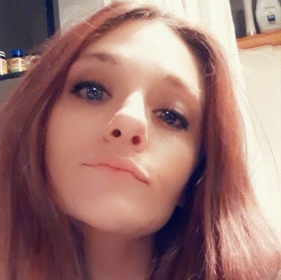 Profile Picture of Casey Lodahl (@lodahl03) on Poshmark