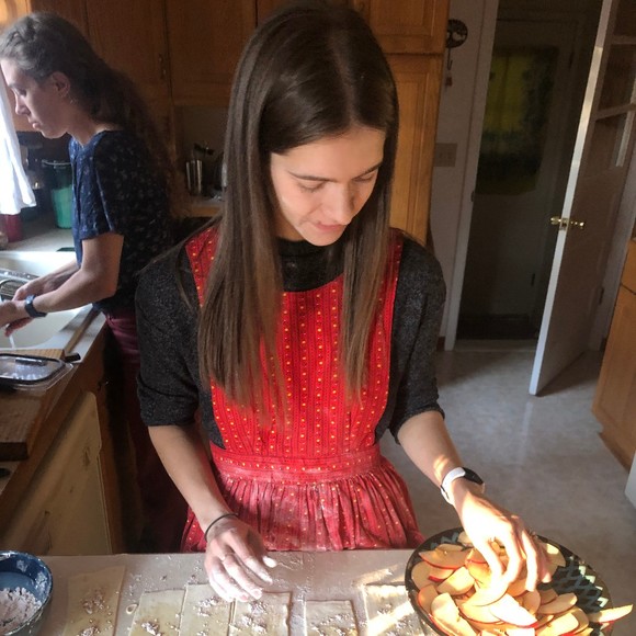 Profile Picture of Michaela Boyd (@michaelahboyd) on Poshmark