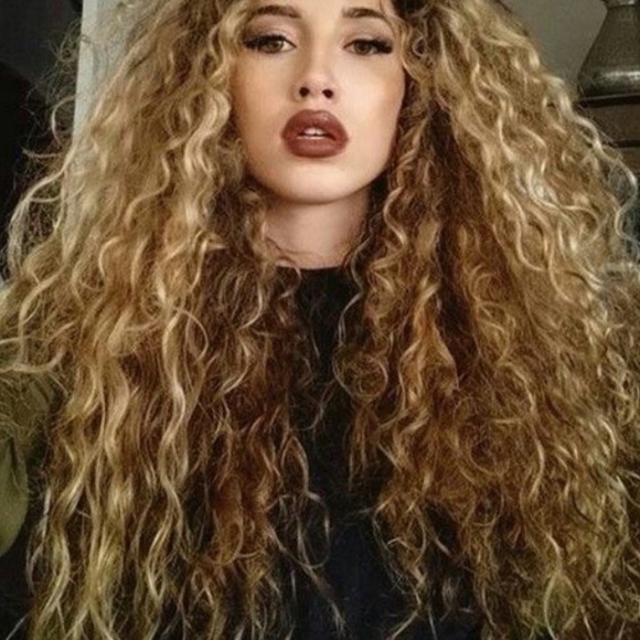 Profile Picture of Jasmine Carde (@jasminejc574) on Poshmark