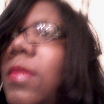 Profile Picture of Danielle Steele (@SteelCandy) on Twitter