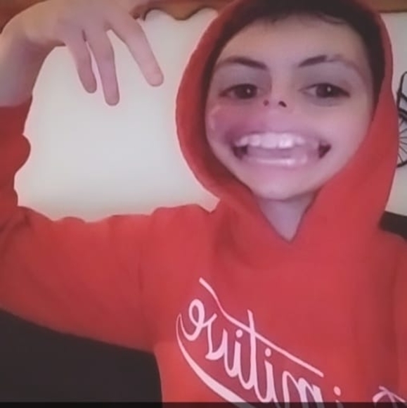 Profile Picture of Andrew Gumpenberger (@agumpenberger7) on Poshmark