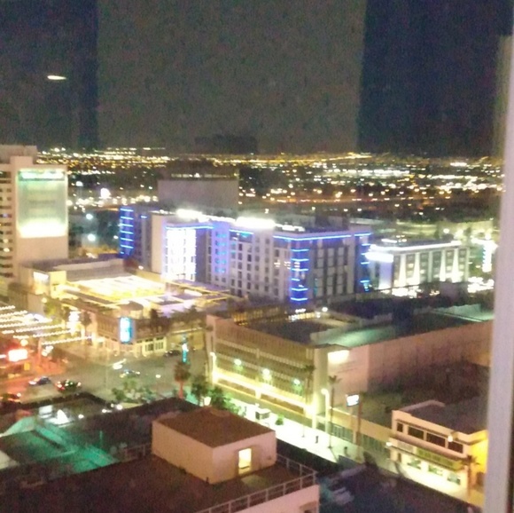 Profile Picture of Paula Cutchall (@cutchall76) on Poshmark