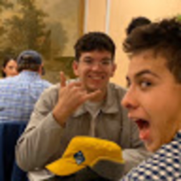 Profile Picture of Romell Eppright (@itsromelllll) on Poshmark