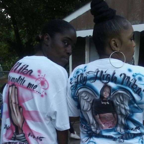 Profile Picture of Ora Black (@odblack) on Poshmark