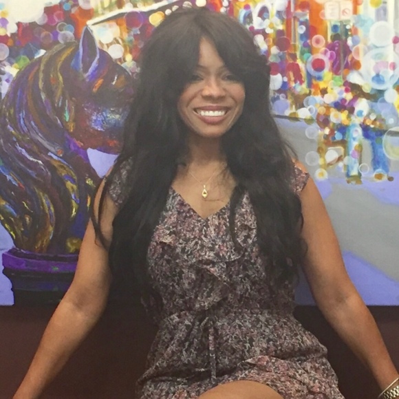 Profile Picture of Namika Jones (@namikajones) on Poshmark