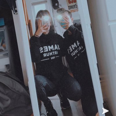 Profile Picture of Ellie Thomas (@ellie_louise_05) on Twitter