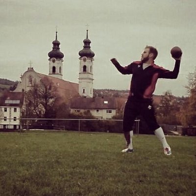 Profile Picture of Stefan Schmid  😷 (@st_schmid) on Twitter