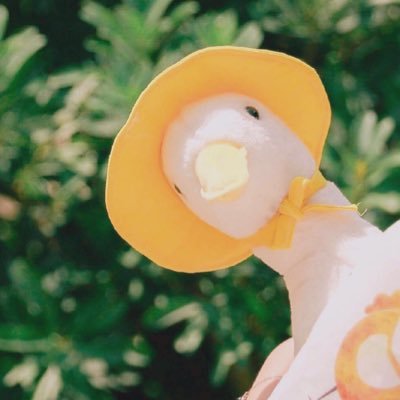 Profile Picture of Lorrainetang (@lorrainetang6) on Twitter