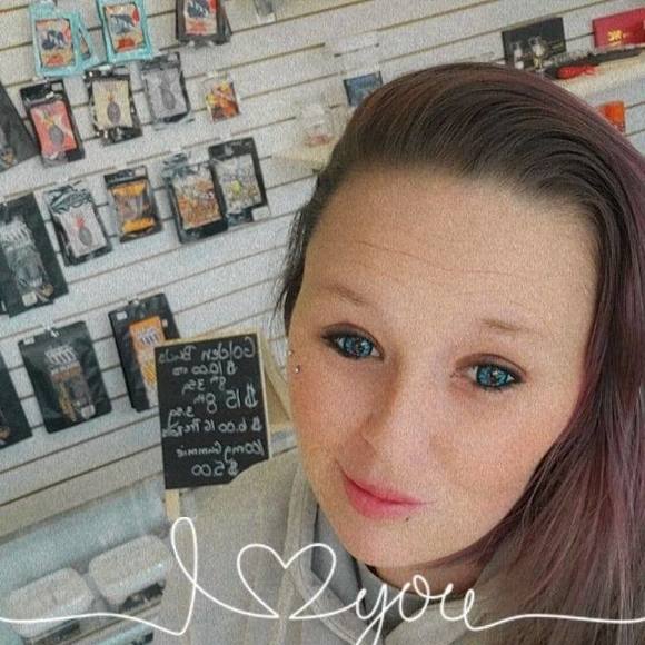 Profile Picture of Chasidy Lee carroll (@chasidy_l) on Poshmark