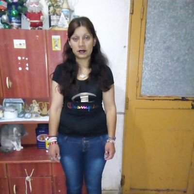 Profile Picture of Rosa Lescano (@RosaLescano10) on Twitter