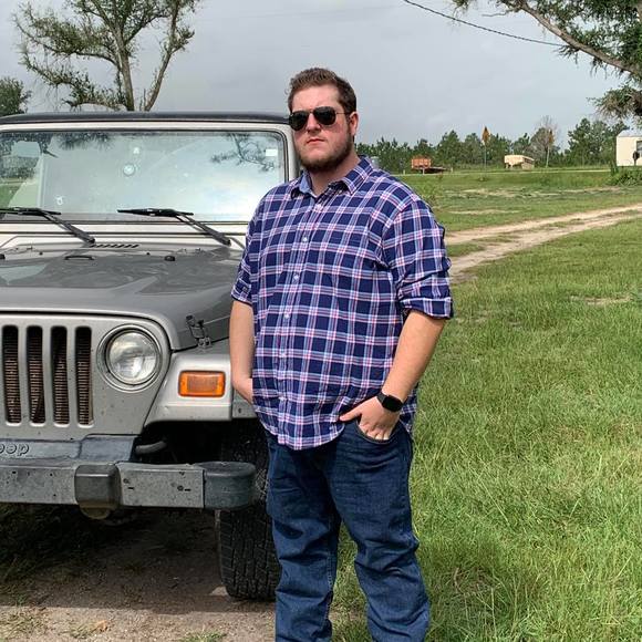 Profile Picture of Matthew Killingsworth (@mbkilling) on Poshmark