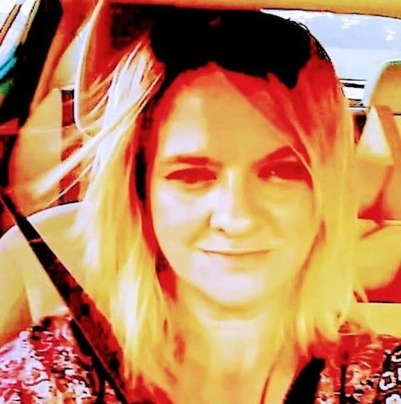 Profile Picture of Leeann Mcwilliams (@leeannmcwilliam) on Poshmark