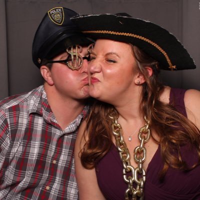 Profile Picture of Claire Lowmaster (@ClaireLowmaster) on Twitter