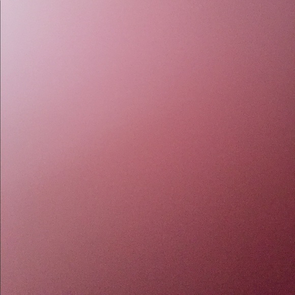 Profile Picture of Tessa Woods (@tvssaxo) on Poshmark