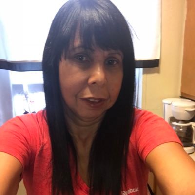 Profile Picture of Mercedes Marcano (@mechy1219) on Twitter