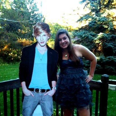 Profile Picture of Brooke (@TakeCodyToProm) on Twitter